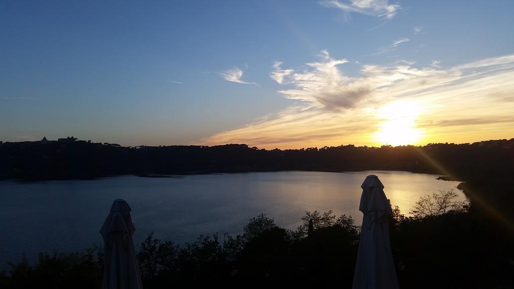 Hotel Villa Degli Angeli Castel Gandolfo Exterior foto